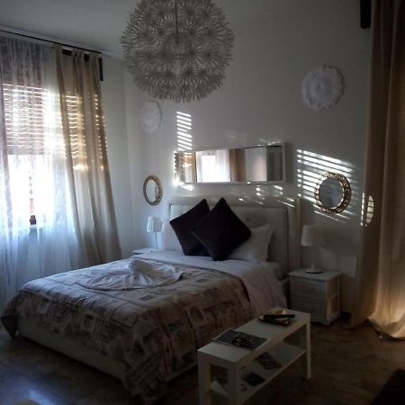 Guest House Piazza Isolo Verona Dış mekan fotoğraf